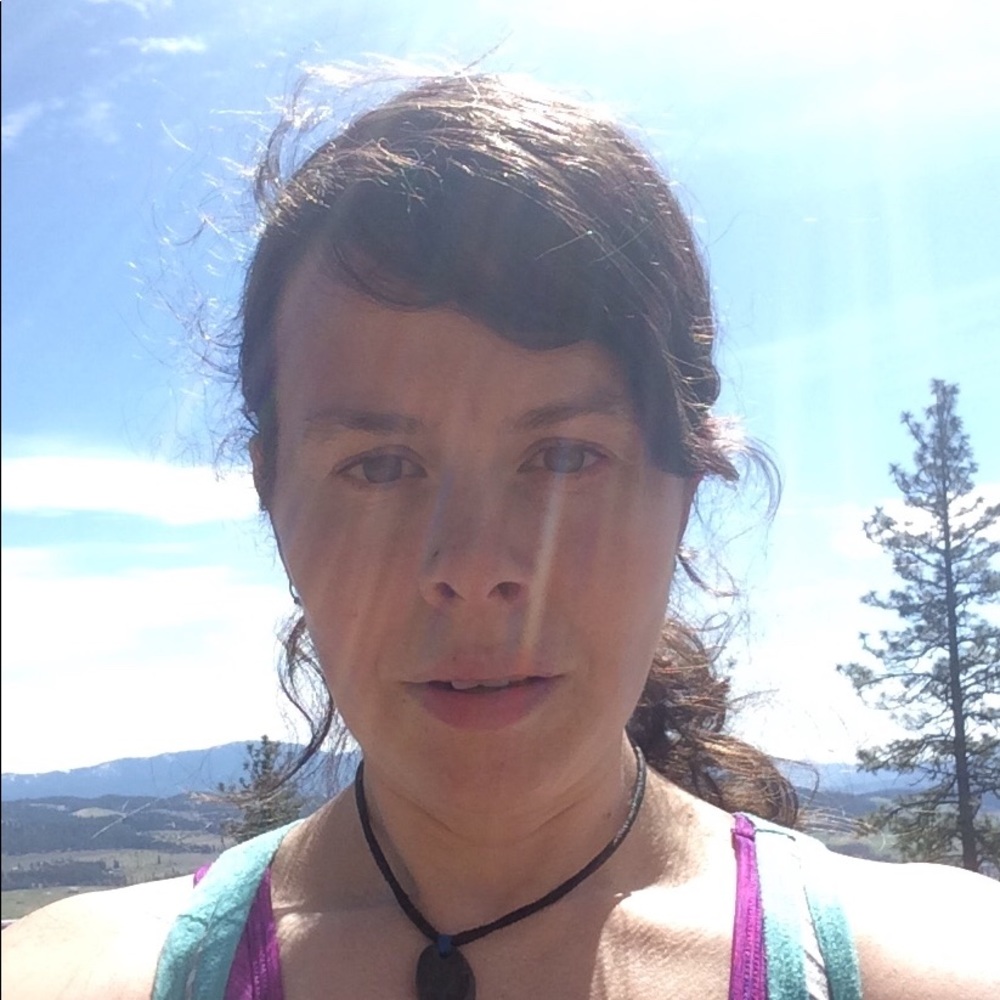 Meet your Posher, Christina